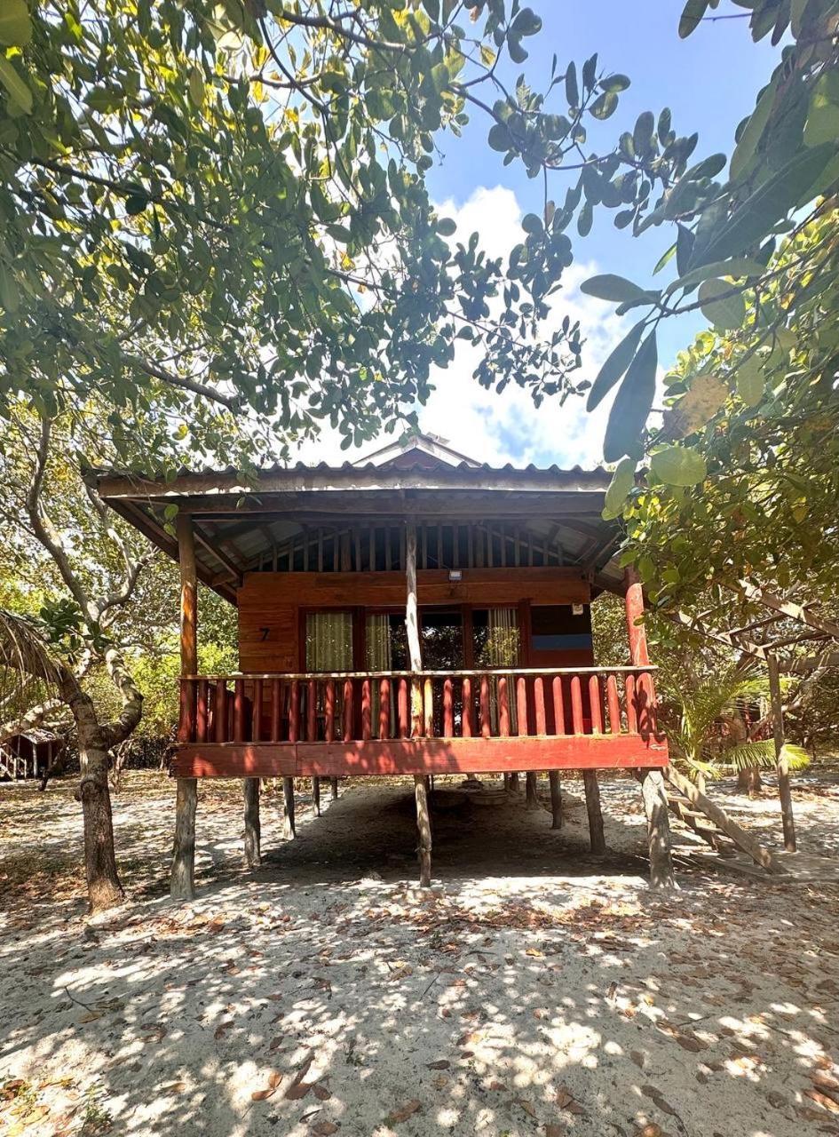 Rafikis Hostel Koh Rong Buitenkant foto
